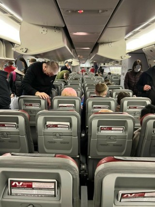 Салон Boeing 777-200