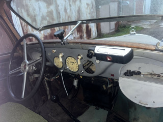 Mercedes-Benz w136