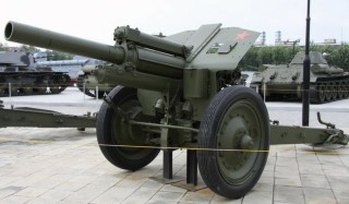 122-мм гаубица (М-30), экспонат