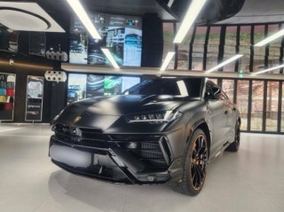 Lamborghini Urus S