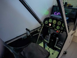Макет кабины самолета «PIPER SUPER CUB»