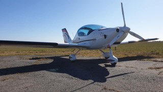 Самолет TL-2000 Sting S4