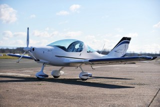 Самолет TL-2000 Sting S4
