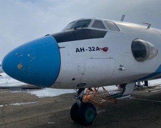 Кабина самолета Ан-32