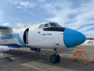 Кабина самолета Ан-32