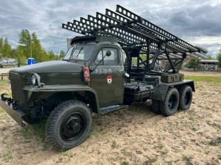 Макет «Катюши» БМ-13Н