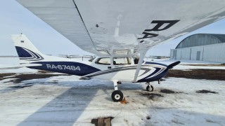 Самолет Cessna 172P