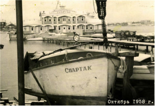 Дебаркадер