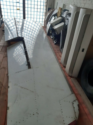 Крыло самолёта CRJ 200