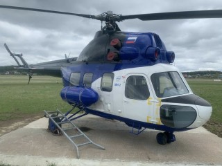 Вертолет Ми-2