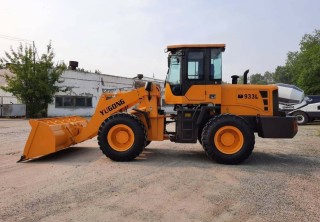 Фронтальный погрузчик YUGONG 933L
