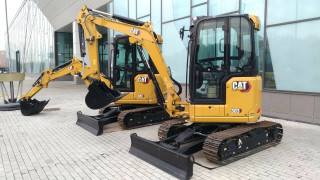 Гусеничный мини экскаватор САТ303CR