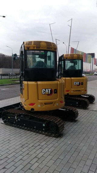 Гусеничный мини экскаватор САТ303CR