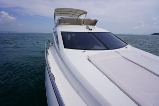 Яхта Sunseeker Manhattan S50