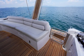 Яхта Sunseeker Manhattan S50