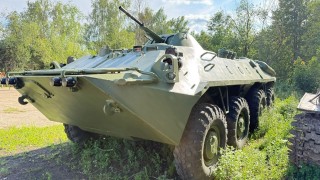 БТР-70 для установки на постамент
