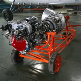 Авиационный двигатель ТВ2-117