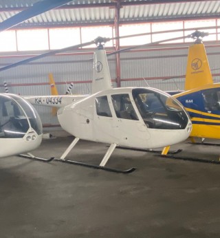 Вертолет Robinson R44