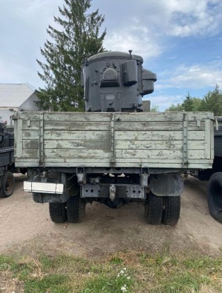 ЗиЛ-130 с аэродромным прожектором АПМ-90