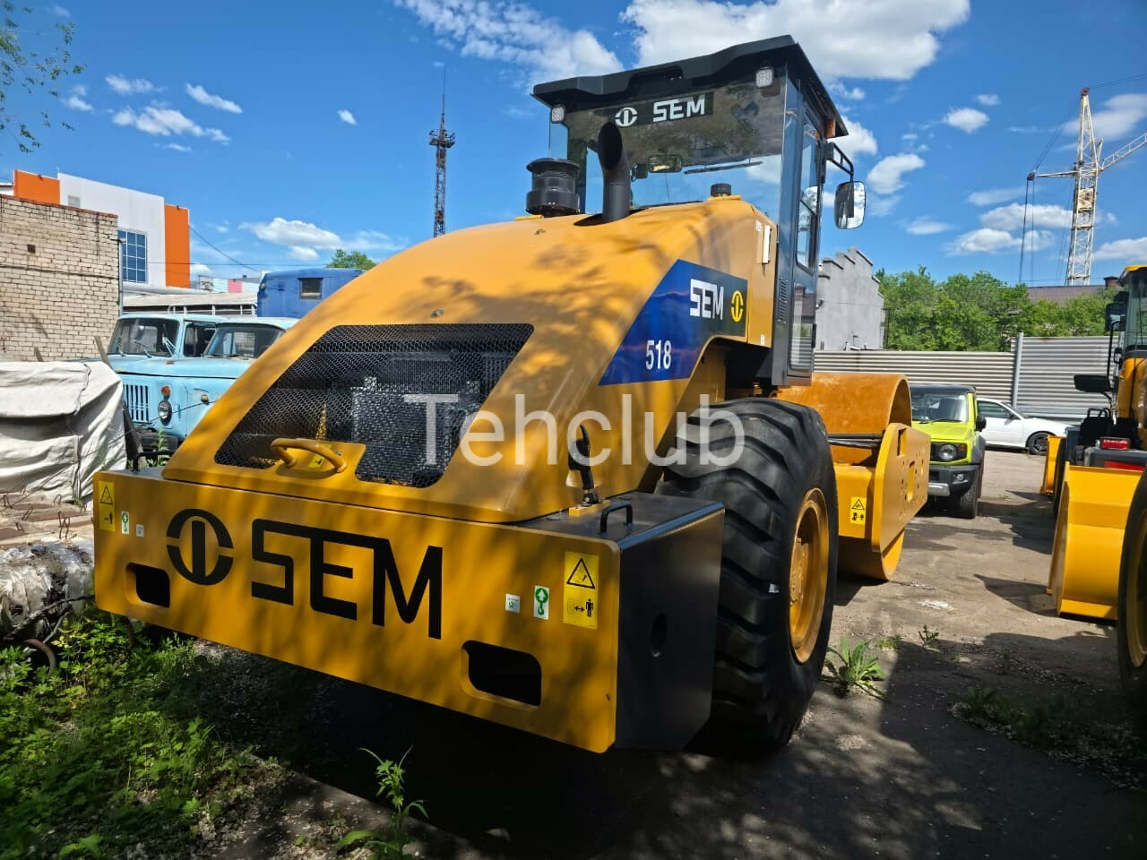 Вибрационный дорожный каток SEM 518 фото 2