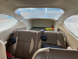 Самолет Cessna 182RG
