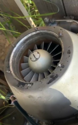 Двигатель АИ-8 под учебное пособие