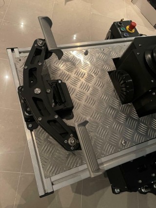 Тренажер-симулятор Ми-8МТВ-2