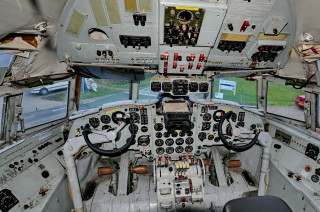 Самолет Ил-18, списанный