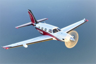 Самолет Piper M600