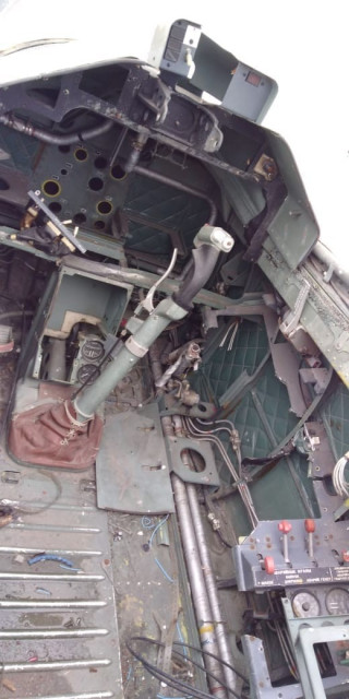 Кабина самолёта Л-39