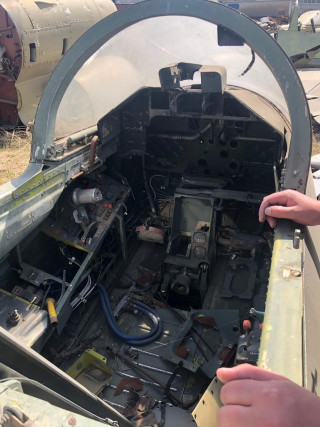 Кабина самолёта Л-39